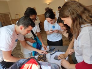 Des cadenas à ouvrir, 1h pour vous échapper, découvrez l'escape game en entreprise.