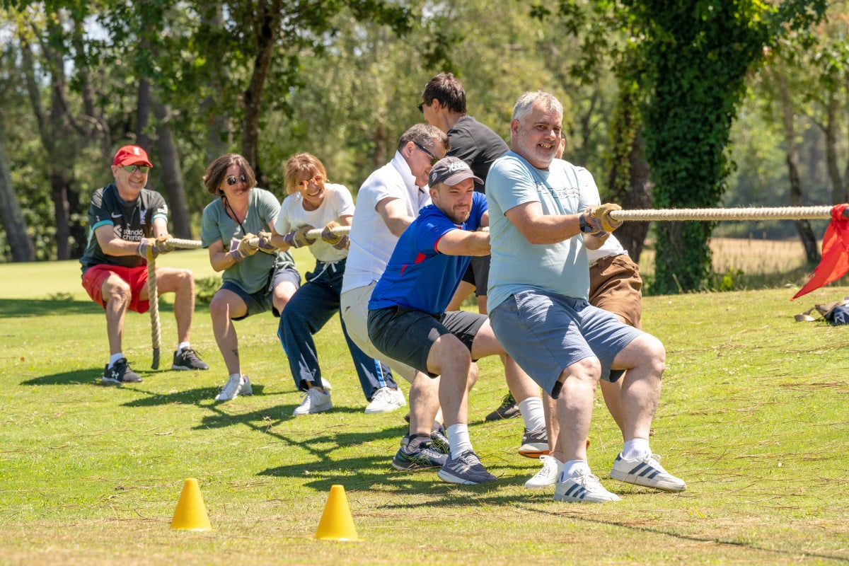 Team building jeux traditionnels - Tir à la cordre