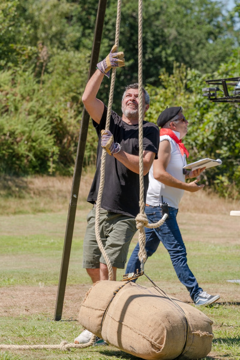 Team building jeux traditionnels - Tirer botte de paille