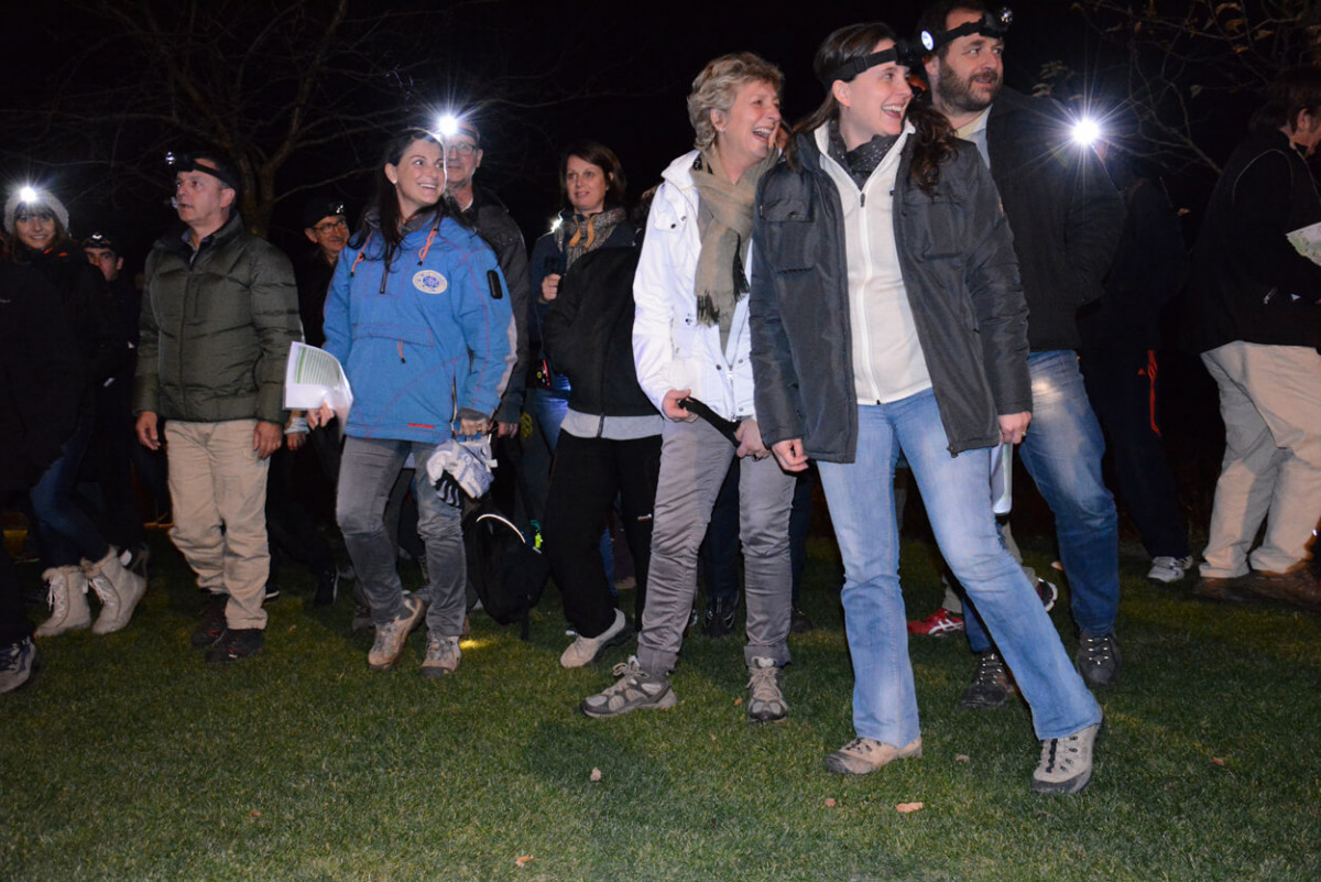 team building orientation en pleine nature en nocturne