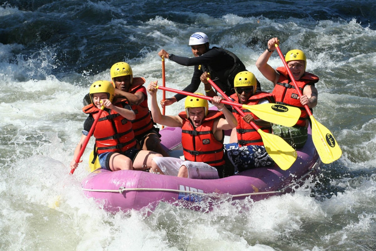 découverte du rafting avec vos collaborateurs