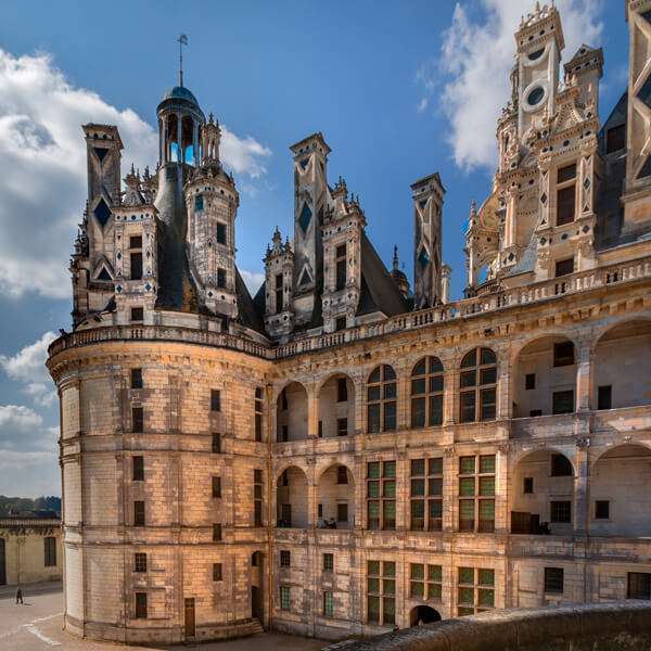 Organisation d'une activité fédératrice dans les châteaux de la Loire