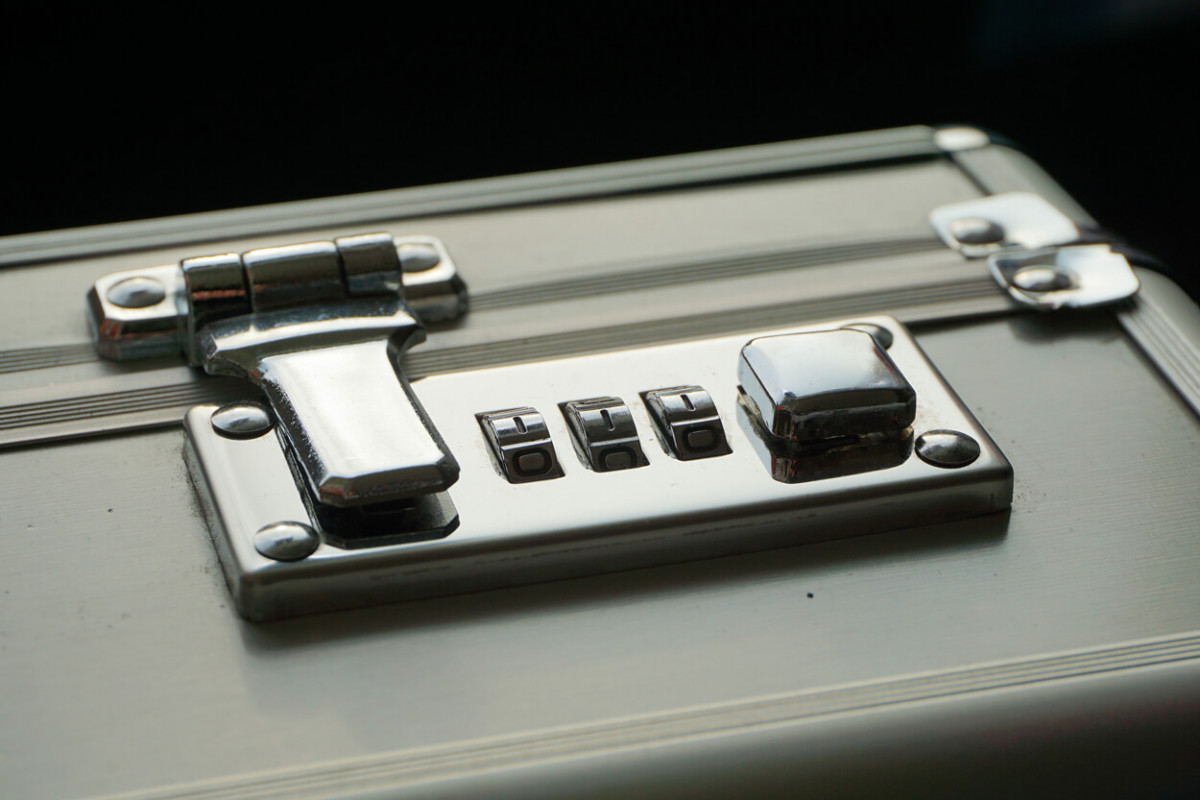 Mystery suitcase for your company team building