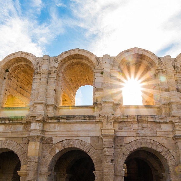 Découvrez le centre ville de Arles lors de votre séminaire de cohésion