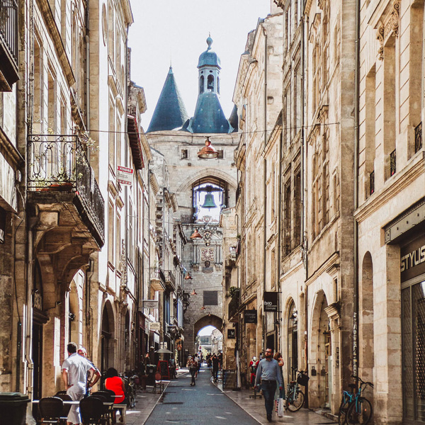 Visitez Bordeaux grâce à un team building