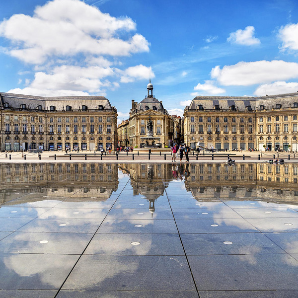 Visitez Bordeaux grâce à un team building