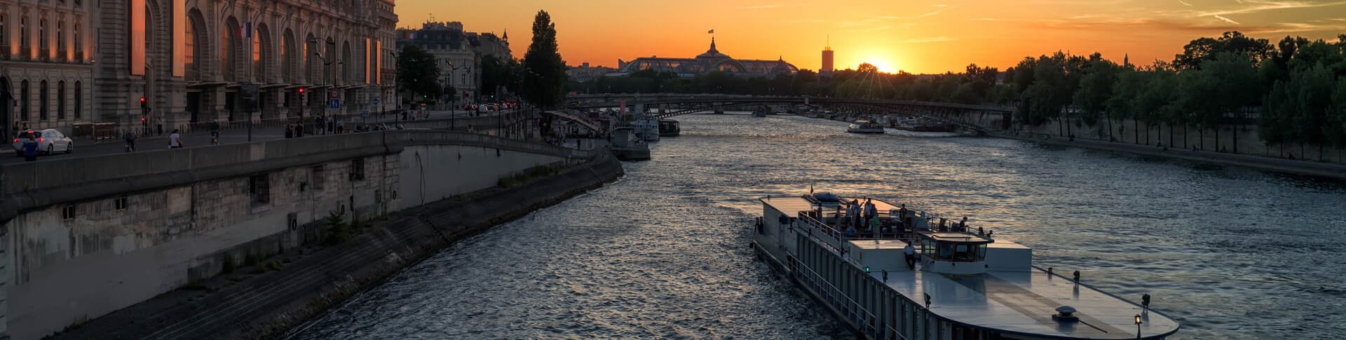 incentive croisière sur une péniche parisienne