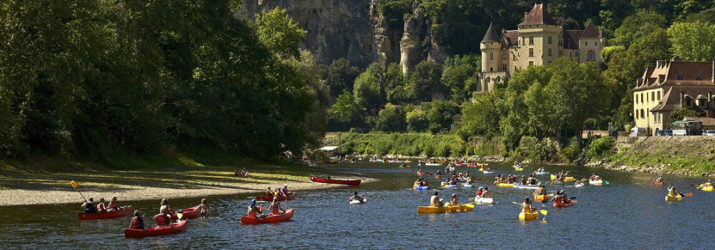 découvrez des paysages uniques lors du team building rallye canoe