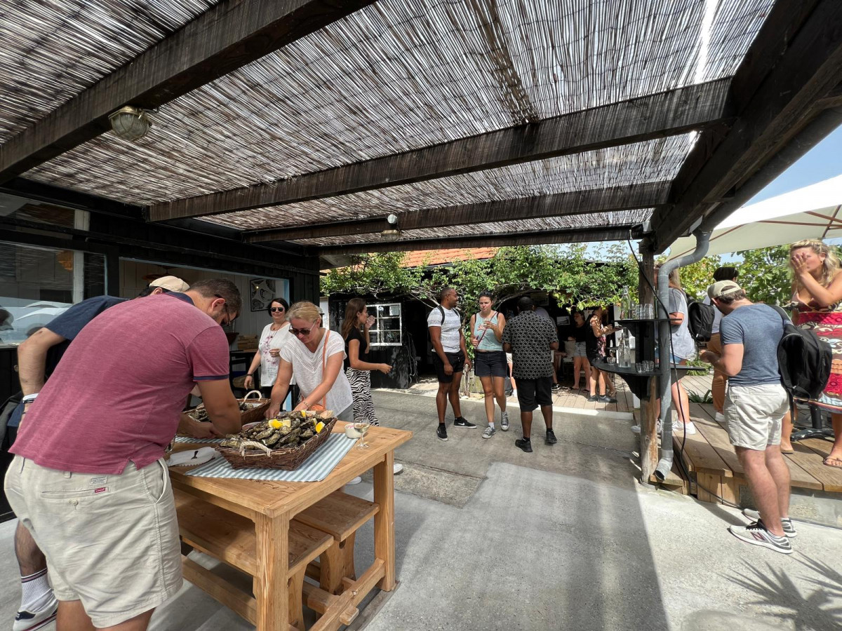 Un team building dynamique et challengeant qui propose une dégustation des huîtres du bassin d'Arcachon