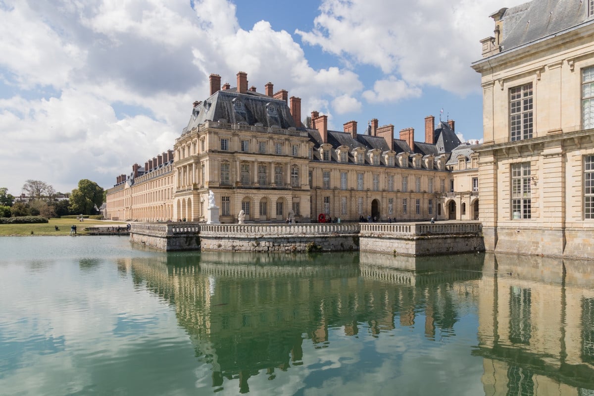 Mystère à Fontainebleau